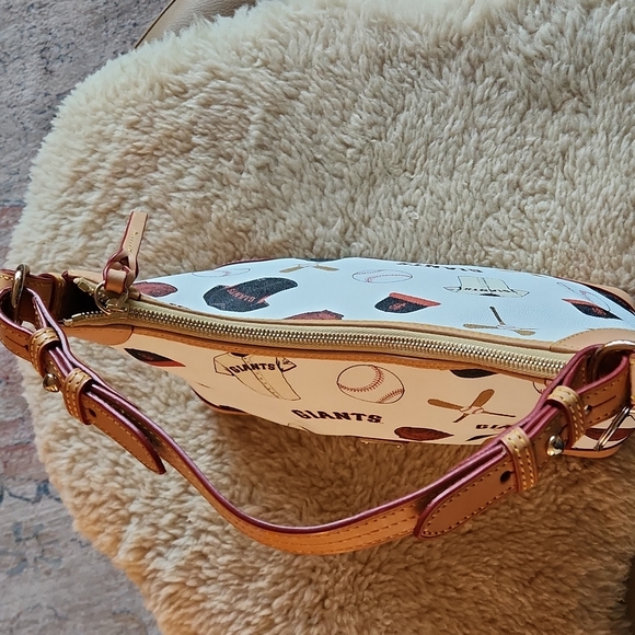 NWOT Dooney & Bourke  Baseball Hobo ⚾️ - Picture 7 of 12